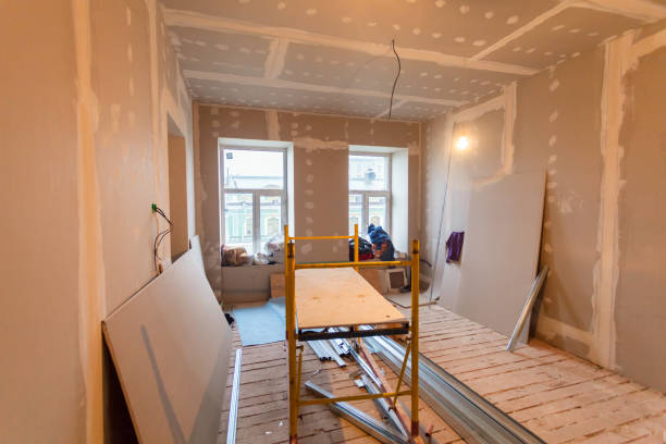 Best Water-Damaged Drywall Repair  in Utica, OH